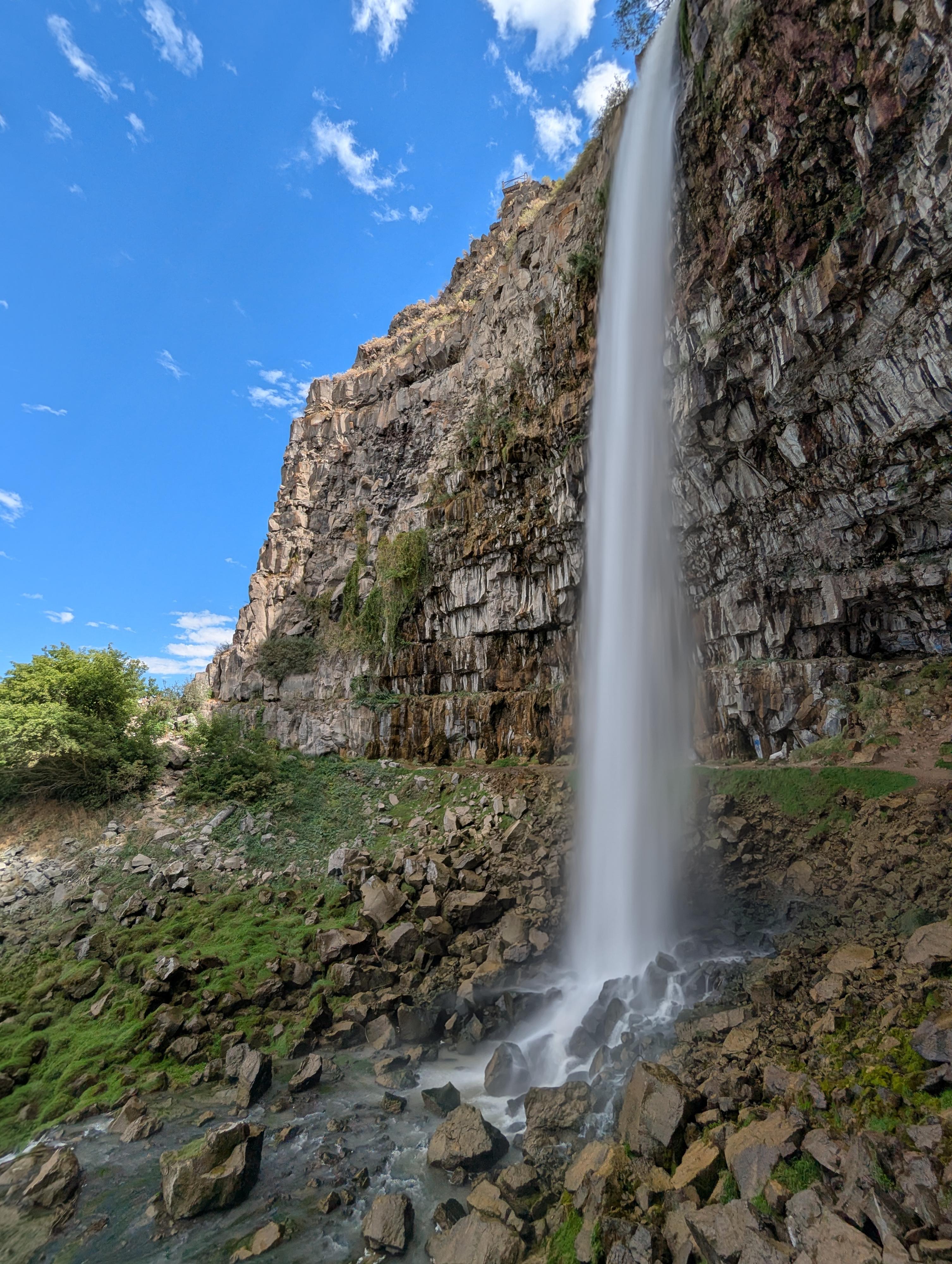 Perrine Coulee Falls