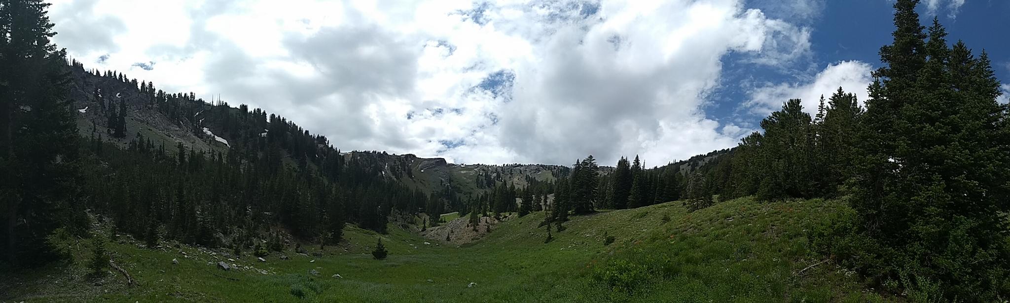 Panorama of the basin near the mine.