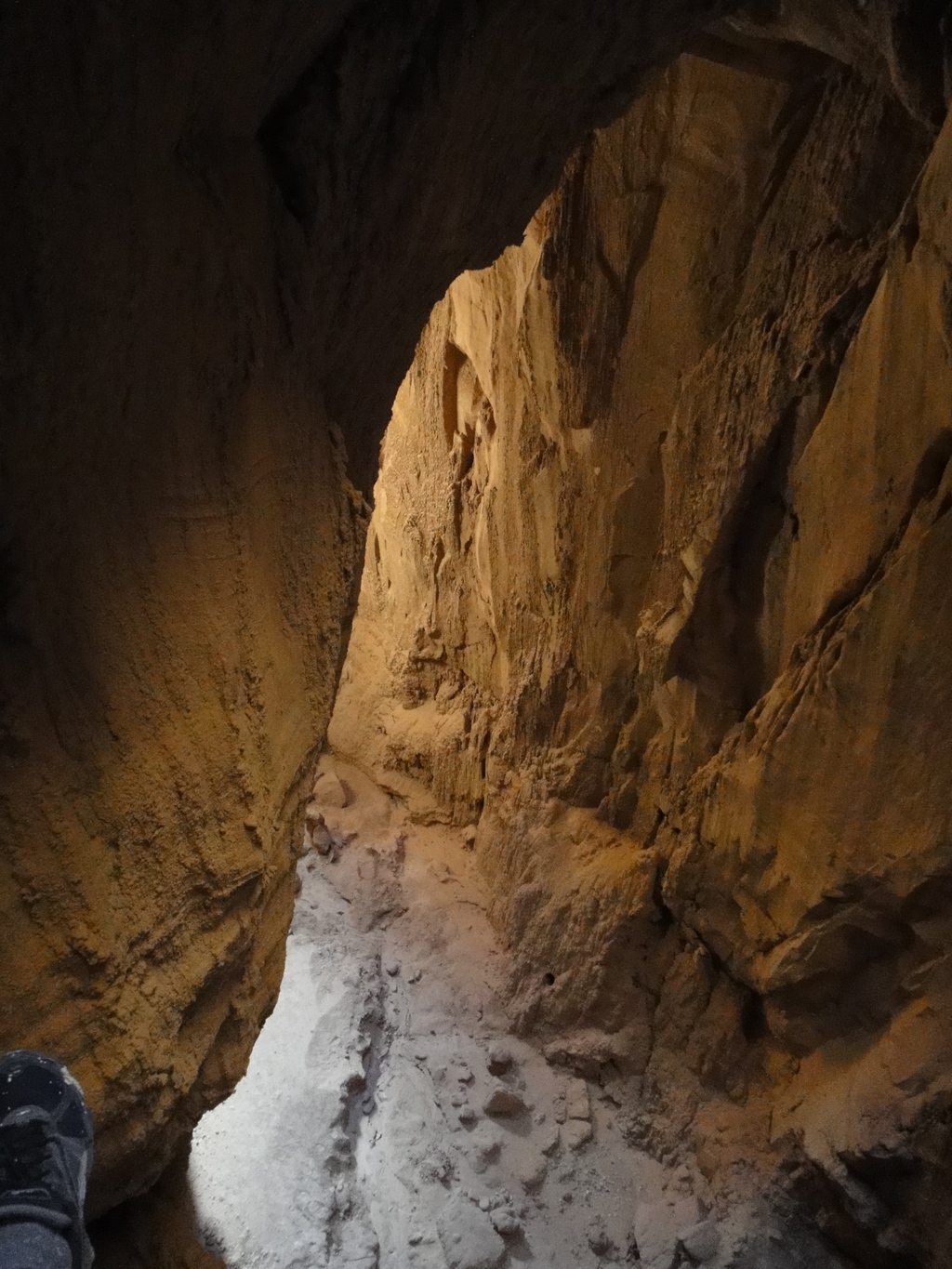 Halfway down the Rappel - Goblin's Lair - Goblin Valley